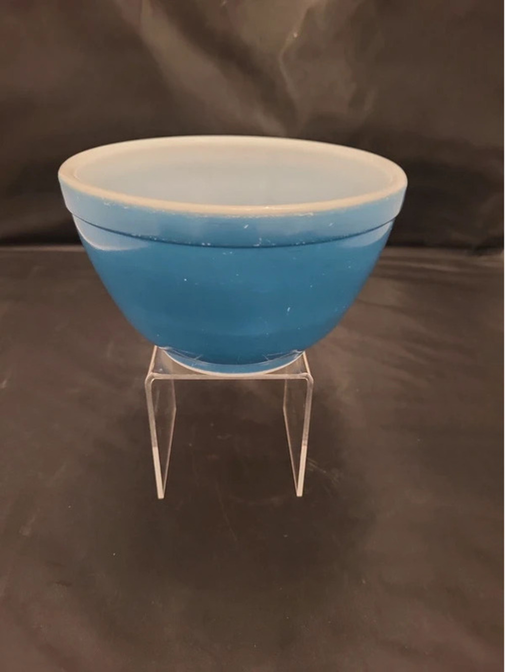 PYREX 1960#401 Thicker rim blue bowl